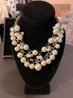paparazzi Faux Pearl Cluster Bib Necklace with Matching Earrings - Silver Hue